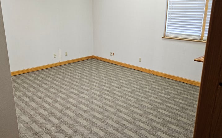 Pictures of Office property located at 850 N Gloster St, Tupelo, MS 38804 for lease - image #1