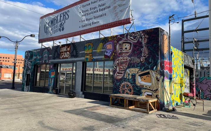 Pictures of Retail property located at 721 S Main St, Las Vegas, NV 89101 for lease - image #1