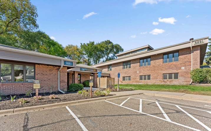 Pictures of Office property located at 5881 - 5891 Cedar Lake Rd, St. Louis Park, MN 55416 for lease - image #1