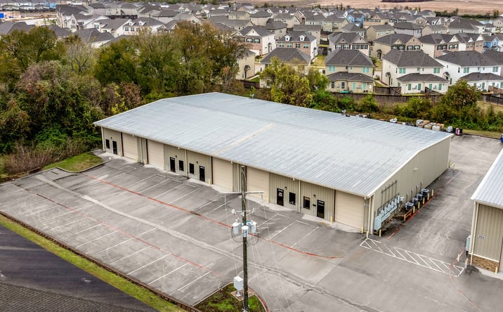 Pictures of Retail, Office, Industrial property located at 18920 Freeport Dr, Montgomery, TX 77356 for lease - image #1