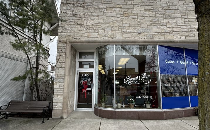 Pictures of Retail property located at 1709 Glenview Rd, Glenview, IL 60025 for lease - image #1