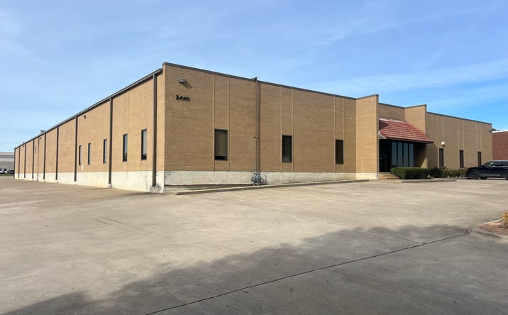 Pictures of Industrial property located at 2441 Midway Rd., Carrollton, TX 75006 for lease - image #1