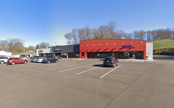 Pictures of Retail, Office property located at 3220 Cleveland Ave NW, Canton, OH 44709 for lease - image #1