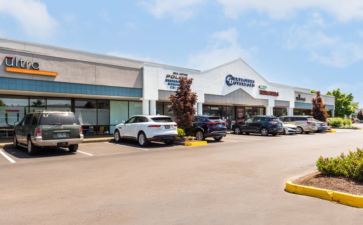 Pictures of Retail, Restaurant property located at 3805 SW 117th Ave, Beaverton, OR 97005 for lease - image #1