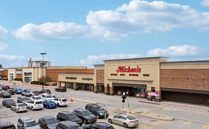 Pictures of Retail, Restaurant property located at 11011 E 71st St, Tulsa, OK 74133 for lease - image #1