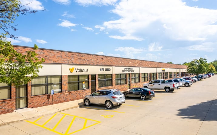 Pictures of Office, Industrial property located at 3301 109th St, Urbandale, IA 50322 for lease - image #1