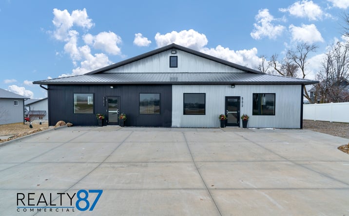 Pictures of Office, Industrial property located at 3230 N Center Point Rd, Robins, IA 52328 for lease - image #1