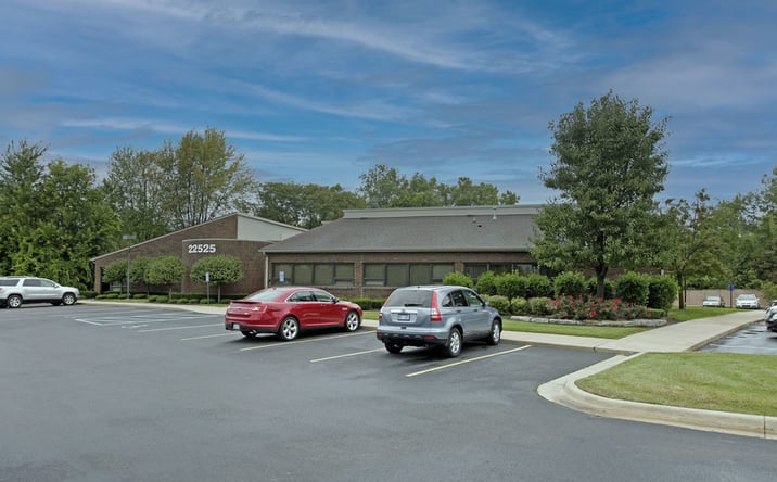 Pictures of Office property located at 22525 Hall Rd, Macomb, MI 48042 for lease - image #1