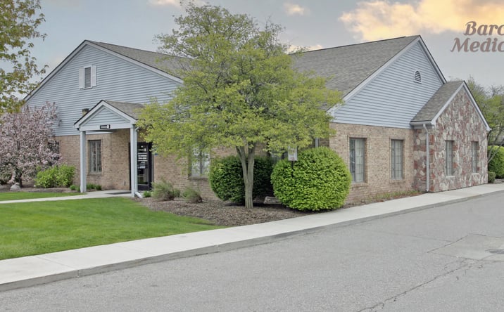 Pictures of Office property located at 135 Barclay Cir, Rochester Hills, MI 48307 for lease - image #1