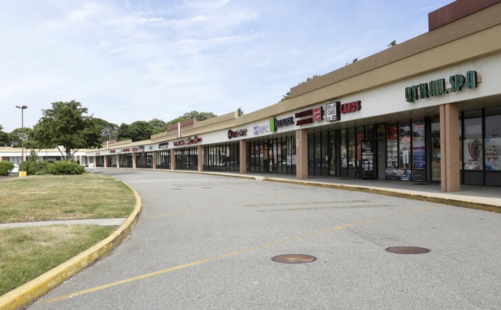 Pictures of Retail property located at 655 E Main Street, East Patchogue, NY 11772 for lease - image #1