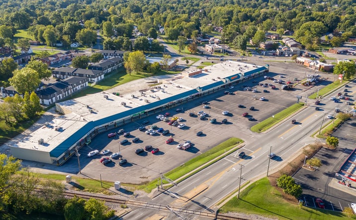 Pictures of Retail property located at 5518 New Cut Road, Louisville, KY 40214 for lease - image #1