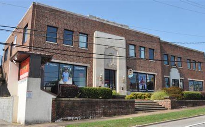 Pictures of Retail property located at 410 E Taylor St, Griffin, GA 30224 for lease - image #1