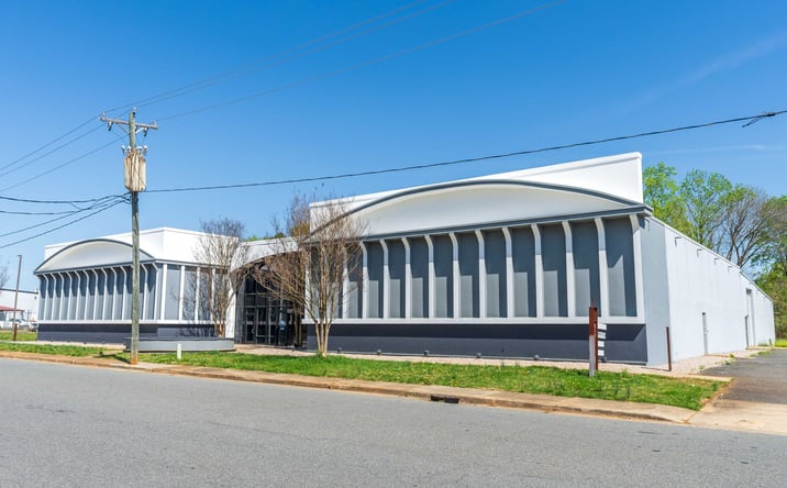 Pictures of Industrial property located at 2719 Westport Rd, Charlotte, NC 28228 for lease - image #1