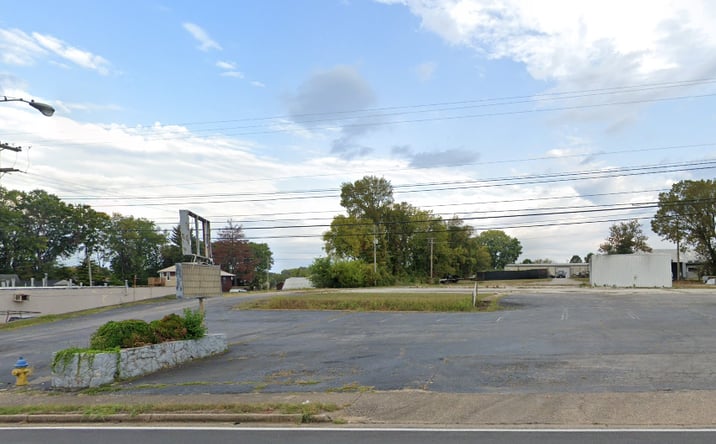 Pictures of Land property located at 1491 River St, Bowling Green, KY 42101 for lease - image #1