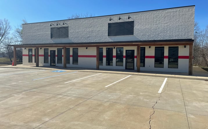 Pictures of Retail property located at 5511 Airline Dr, Bossier City, LA 71111 for lease - image #1