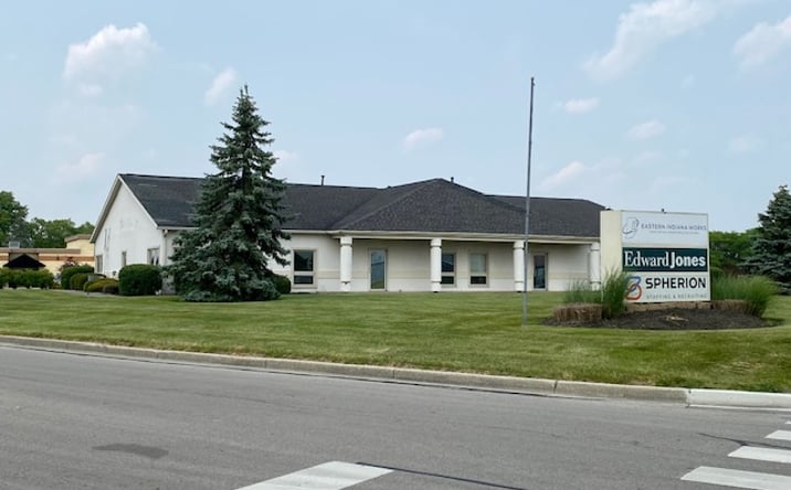 Pictures of Office property located at 3310 W Fox Ridge Ln, Muncie, IN 47304 for lease - image #1
