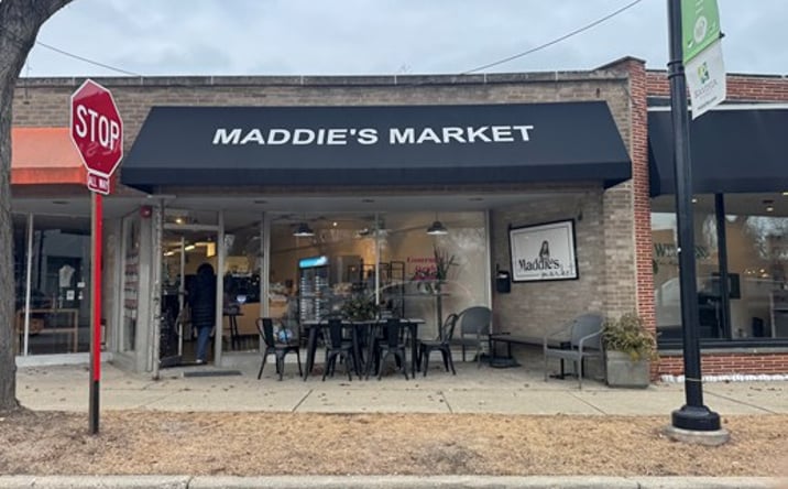 Pictures of Restaurant, Retail property located at 597 Roger Williams Avenue, Highland Park, IL 60035 for lease - image #1