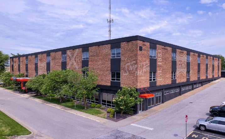 Pictures of Office property located at 3253 E Chestnut Expressway, Springfield, MO 65802 for lease - image #1