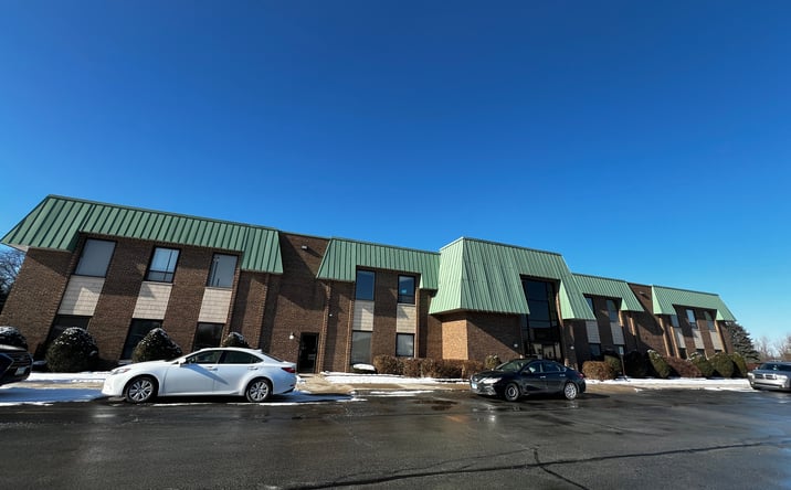 Pictures of Office property located at 7350 W College Dr, Palos Heights, IL 60463 for lease - image #1