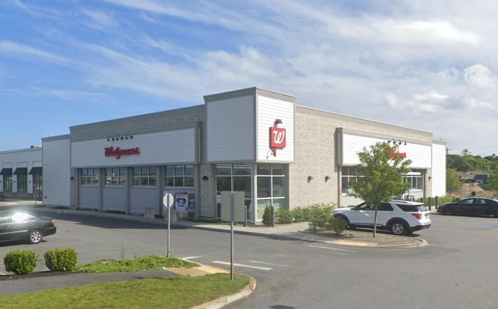 Pictures of Retail property located at 467 Iyannough Rd, Barnstable, MA 02601 for lease - image #1