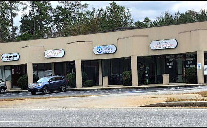 Pictures of Retail property located at 4406 Mercer University Dr, Macon, GA 31206 for lease - image #1