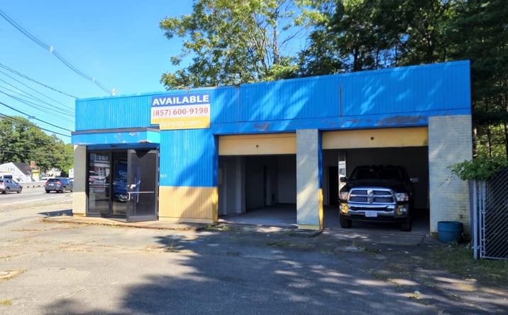Pictures of Retail, Office, Industrial property located at 206 Worcester St, Natick, MA 01760 for lease - image #1