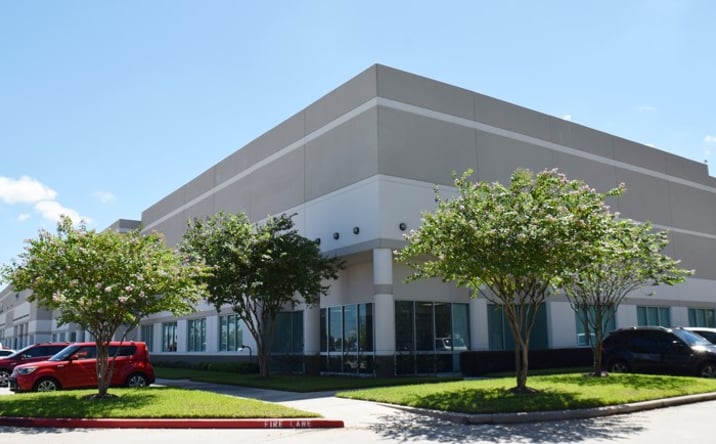 Pictures of Industrial property located at 4250 N Sam Houston Pkwy E, Houston, TX 77032 for lease - image #1