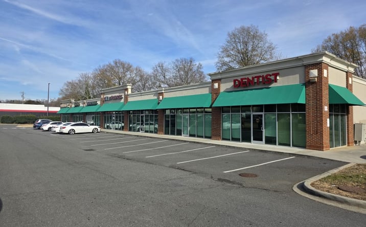 Pictures of Retail property located at 6823 South Blvd, Charlotte, NC 28217 for lease - image #1