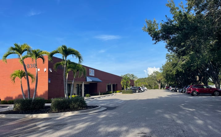Pictures of Retail, Office property located at 2830 Winkler Ave, Fort Myers, FL 33916 for lease - image #1