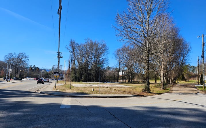 Pictures of Land property located at Corner of Old Lee Highway & Apison Pike, Chattanooga, TN 37363 for lease - image #1