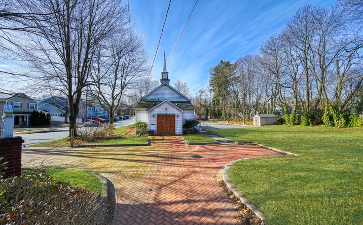 Pictures of Special Purpose property located at 109 Roslyn Rd, Roslyn Heights, NY 11577 for lease - image #1