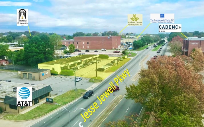 Pictures of Retail, Restaurant property located at 333 Jesse Jewell Pkwy, Gainesville, GA 30501 for lease - image #1