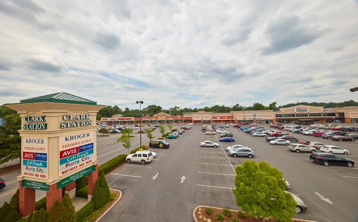 Pictures of Retail property located at 229 E Lewis and Clark Pkwy, Clarksville, IN 47129 for lease - image #1