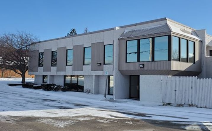 Pictures of Office property located at 55 Harrow Ln, Saginaw, MI 48638 for lease - image #1