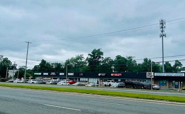 Pictures of Retail, Office, Restaurant property located at 421 Route 73, Berlin, NJ 08009 for lease - image #1