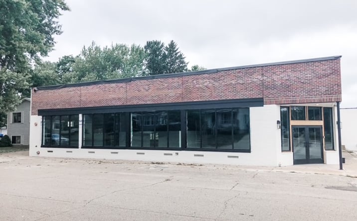 Pictures of Retail, Office, Restaurant property located at 1045 Columbus Ave, Grand Haven, MI 49417 for lease - image #1