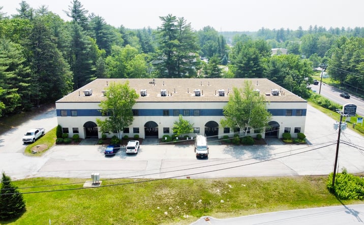 Pictures of Industrial property located at 35 Londonderry Turnpike, Hooksett, NH 03106 for lease - image #1