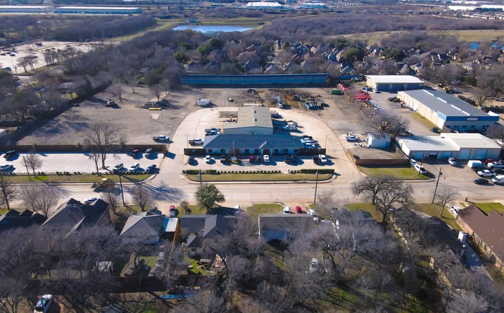 Pictures of Industrial property located at 317-421 Compton Ave., Irving, TX 75061 for lease - image #1