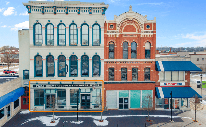 Pictures of Retail, Restaurant property located at 18 Public Sq, Shelbyville, IN 46176 for lease - image #1