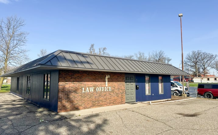 Pictures of Office property located at 511 N Wayne St, Angola, IN 46703 for lease - image #1