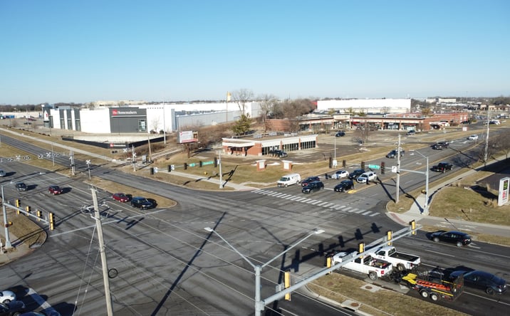 Pictures of Retail property located at 3800 100th St, Urbandale, IA 50322 for lease - image #1