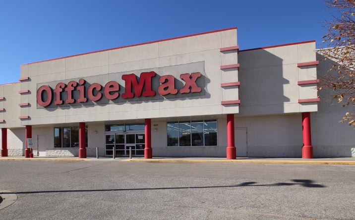 Pictures of Retail property located at 4920 3rd Ave, Kearney, NE 68847 for lease - image #1
