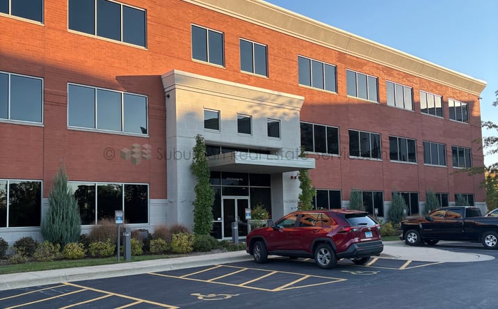 Pictures of Office property located at 60 N Frontage Rd, Burr Ridge, IL 60527 for lease - image #1