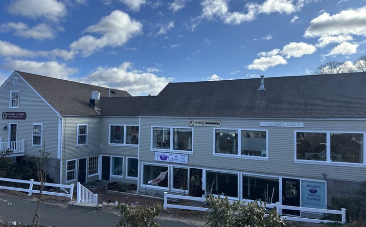 Pictures of Retail property located at 41 E Main St, Avon, CT 06001 for lease - image #1