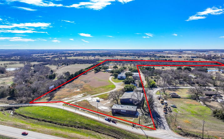 Pictures of Retail, Office, Industrial property located at 606 US-80, Sunnyvale, TX 75182 for lease - image #1