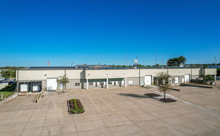 Pictures of Retail, Office, Industrial property located at 1714 Commerce Ct Ste B, Columbia, MO 65202 for lease - image #1