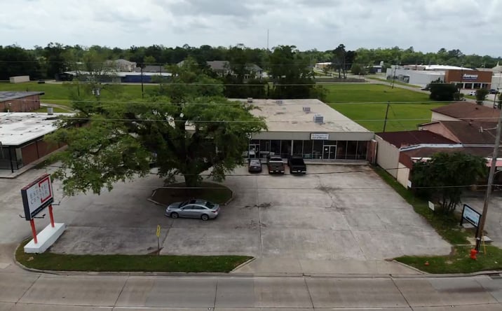 Pictures of Retail property located at 1517 W Thomas St, Hammond, LA 70403 for lease - image #1