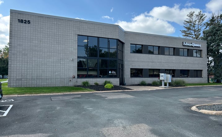 Pictures of Office property located at 1825 Curve Crest Blvd, Stillwater, MN 55082 for lease - image #1