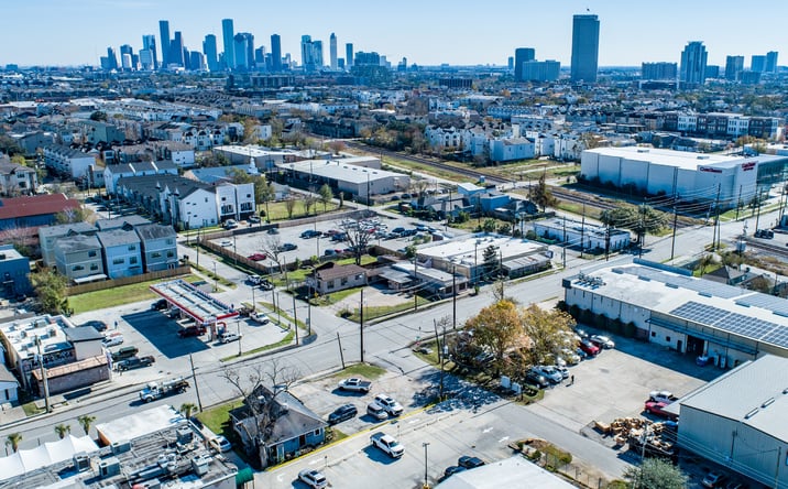 Pictures of Land property located at 1410 Shepherd Dr, Houston, TX 77007 for lease - image #1