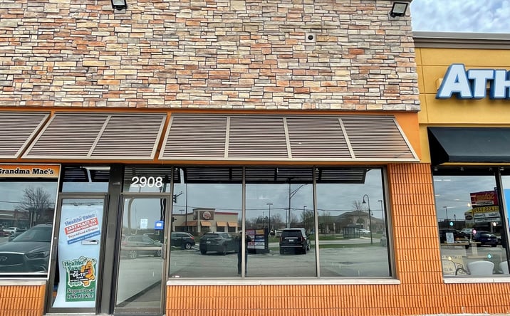 Pictures of Retail property located at 2908 Calumet Ave, Valparaiso, IN 46383 for lease - image #1